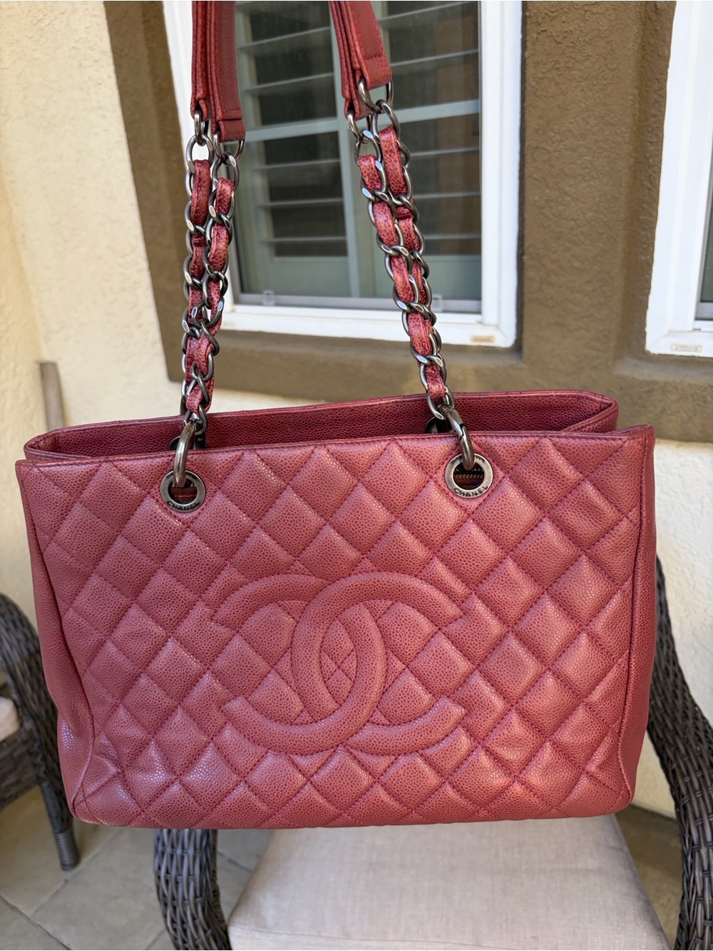 Chanel Pink Quilted Leather Tote Bag - Picture 13 of 14